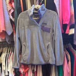Patagonia Light Gray Fleece Pullover with Purple Trim